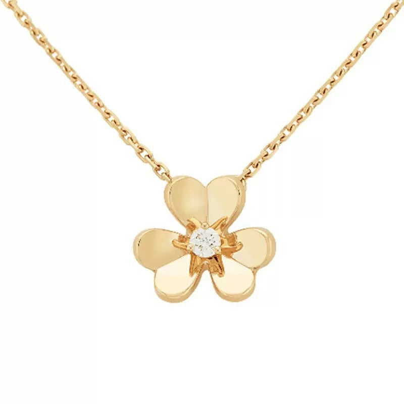 VCA Three Leaf Flower Necklace Bracelet Ring
